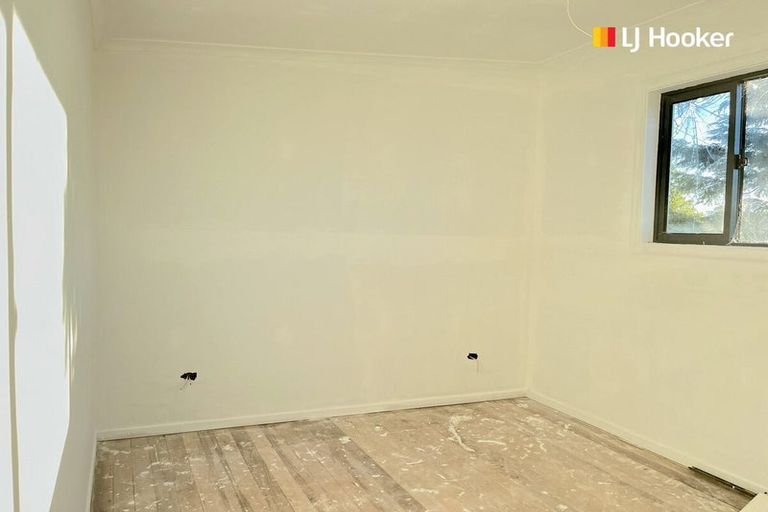 Photo of property in 27 Nore Street, Waihola, Milton, 9073