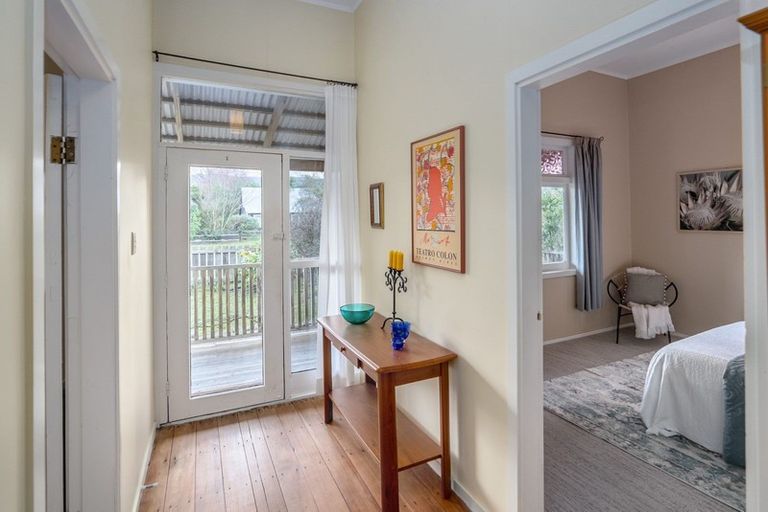 Photo of property in 43 Waite Street, Featherston, 5710