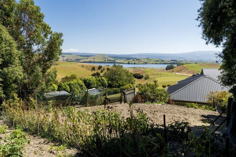 Photo of property in 67 Surrey Heights, Waihola, Outram, 9073