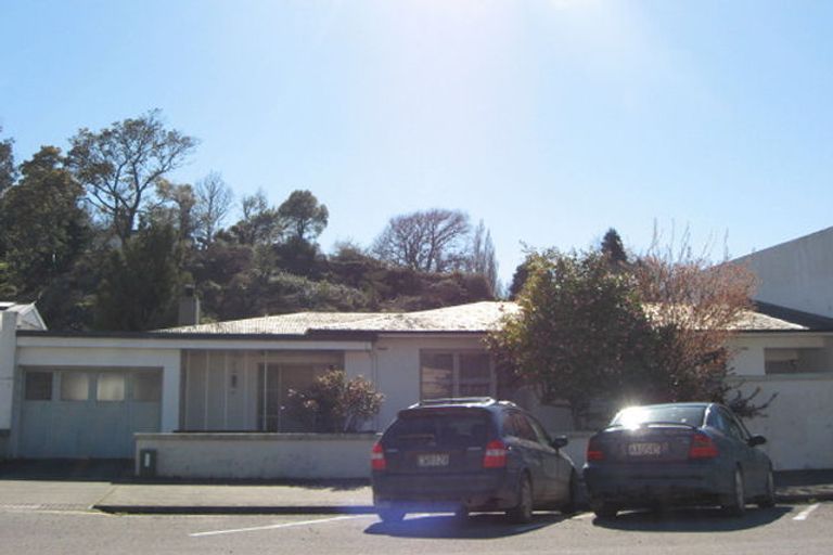 Photo of property in 2 Bruce Street, Hunterville, 4730