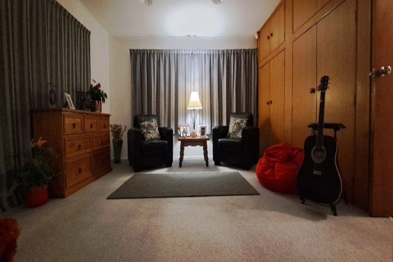 Photo of property in 3 Adkin Avenue, Levin, 5510