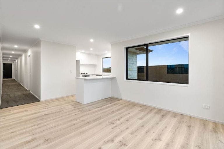 Photo of property in 29 Calder Crescent, Pokeno, 2402