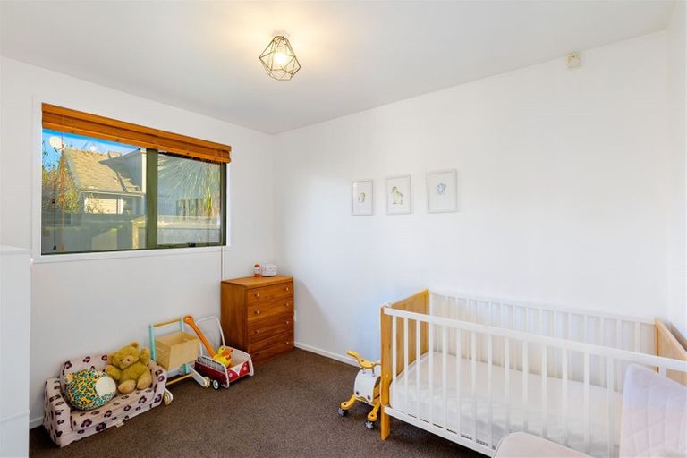 Photo of property in 70 Hills Road, Edgeware, Christchurch, 8013