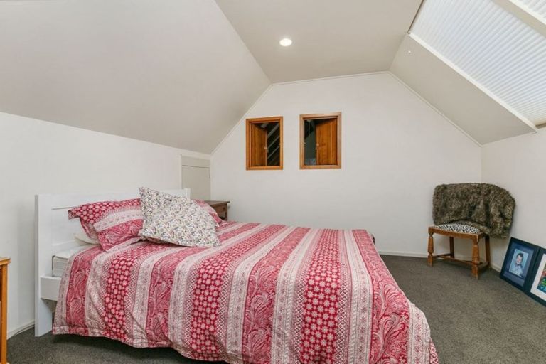 Photo of property in 2/25 The Avenue, Albany, Auckland, 0632