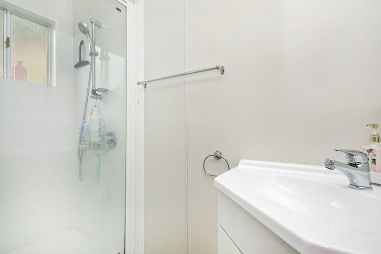 Photo of property in 1/29 Truscott Avenue, Johnsonville, Wellington, 6037