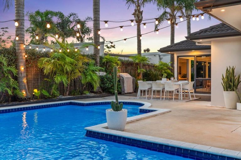 Photo of property in 16 Oriental Parade, Papamoa Beach, Papamoa, 3118