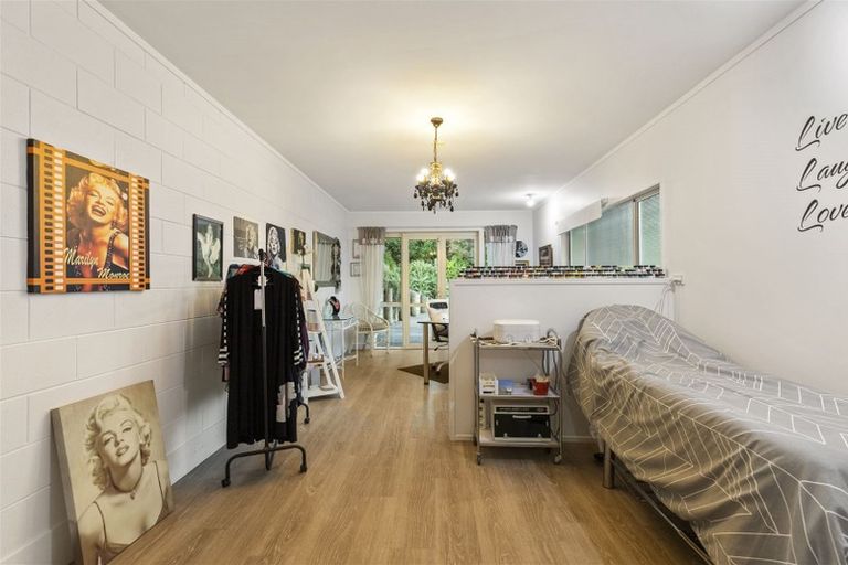 Photo of property in 4 Clayden Drive, Gulf Harbour, Whangaparaoa, 0930