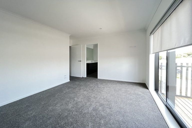 Photo of property in 64 Nugget Avenue, Hobsonville, Auckland, 0616