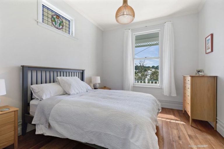 Photo of property in 5 Burwah Street, Berhampore, Wellington, 6023