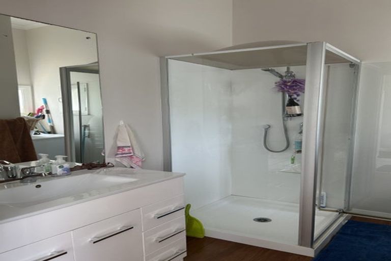 Photo of property in 61-61a Brougham Street, Mount Victoria, Wellington, 6011