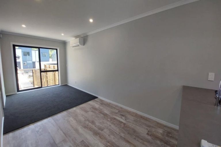 Photo of property in 20/64 Glen Road, Stokes Valley, Lower Hutt, 5019