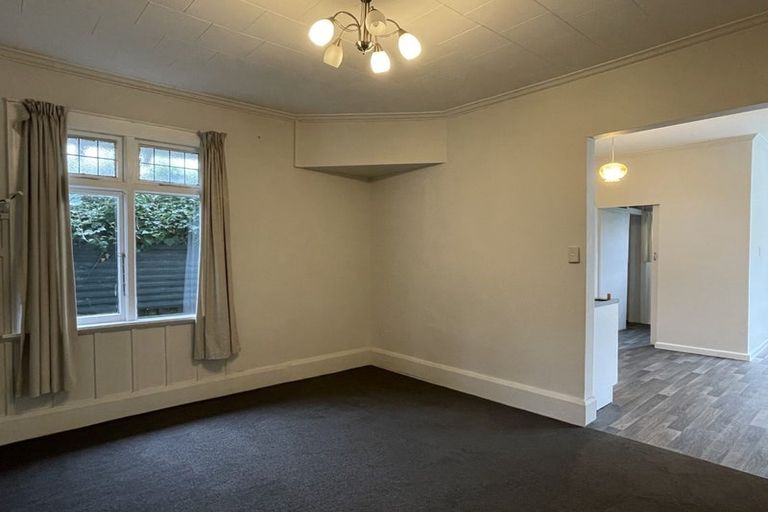 Photo of property in 51 Stapletons Road, Richmond, Christchurch, 8013