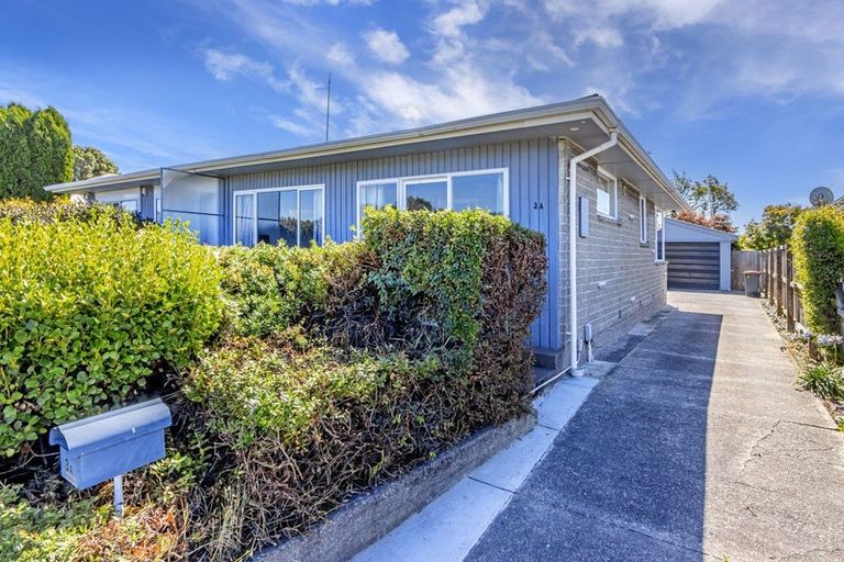 Photo of property in 1/3 Roberta Drive, Somerfield, Christchurch, 8024