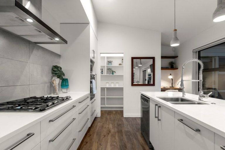 Photo of property in 26 Hiria Crescent, Papamoa Beach, Papamoa, 3118