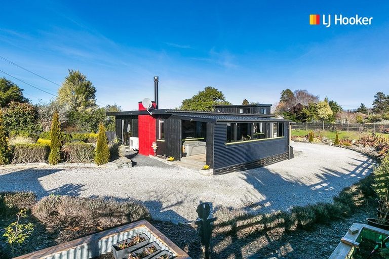 Photo of property in 81 Beach Street, Waikouaiti, 9510