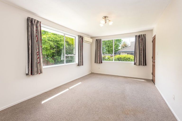 Photo of property in 1/3 Cavendish Road, Casebrook, Christchurch, 8051