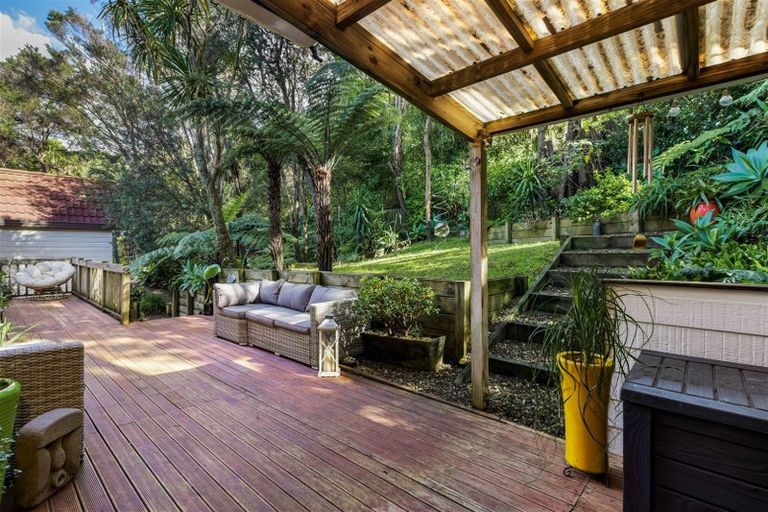 Photo of property in 21 Cochrane Avenue, Arkles Bay, Whangaparaoa, 0932