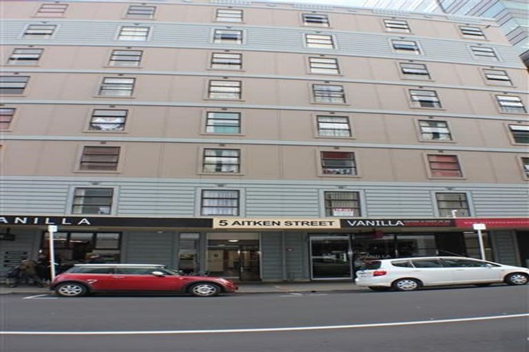 Photo of property in Aitken Street Apartments, 401/5 Aitken Street, Thorndon, Wellington, 6011