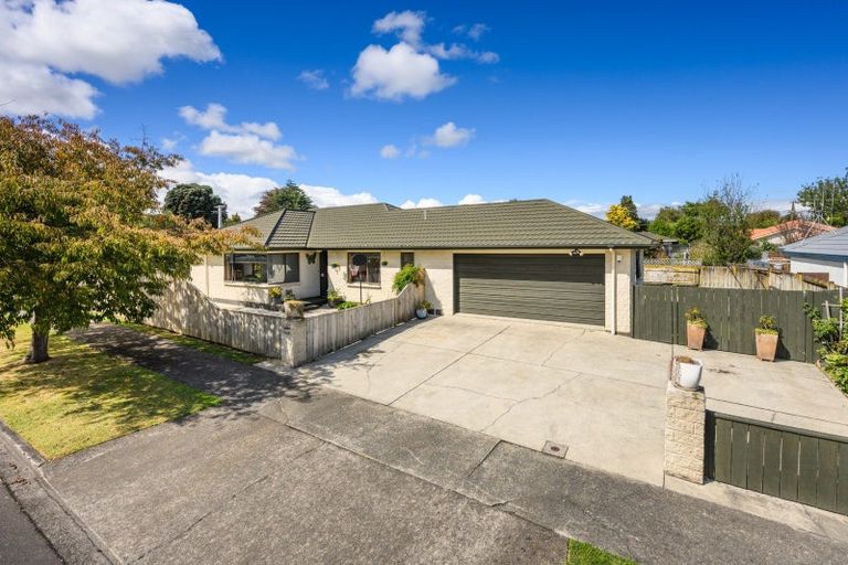 Photo of property in 1 Rose Place, Awapuni, Palmerston North, 4412
