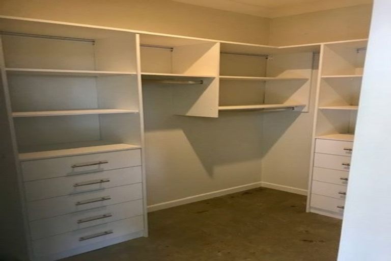 Photo of property in 68 Shelter Drive, Greenhithe, Auckland, 0632