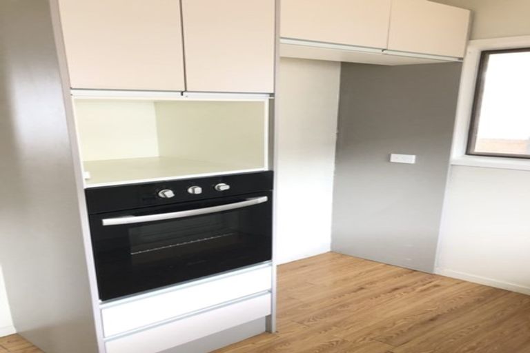 Photo of property in 2/75 Stredwick Drive, Torbay, Auckland, 0630