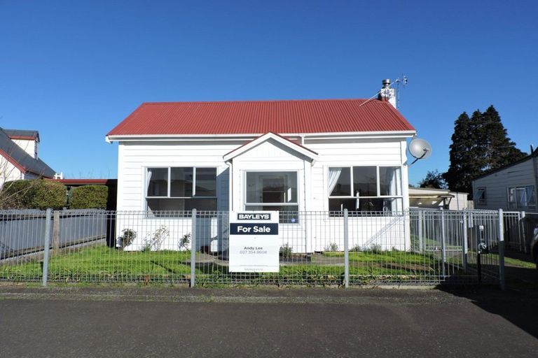 Photo of property in 62 Trafalgar Street, Dannevirke, 4930