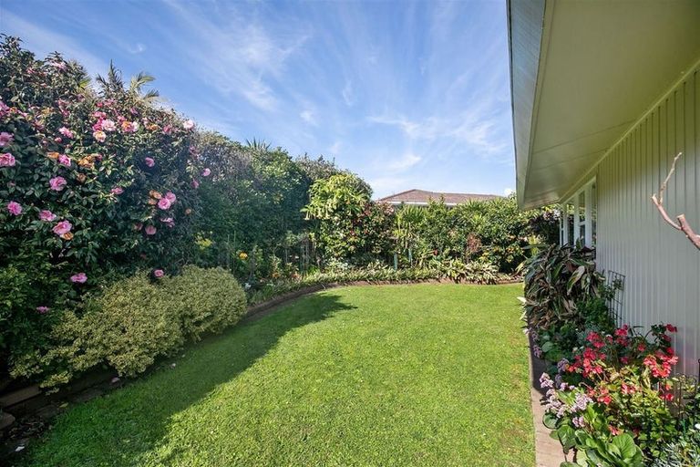 Photo of property in 21 Gills Road, Bucklands Beach, Auckland, 2014