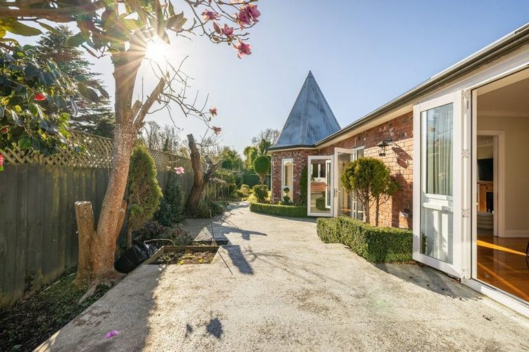 Photo of property in 44 Wayside Avenue, Burnside, Christchurch, 8053