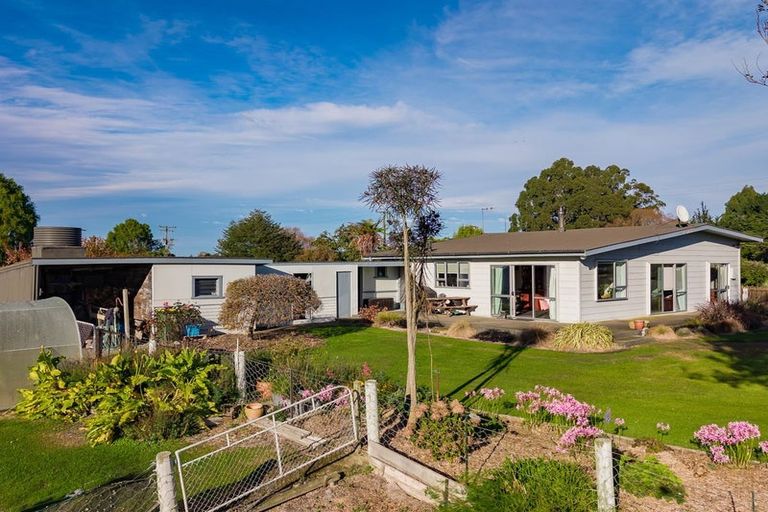 Photo of property in 15 Pembroke Street, Waimate, 7980