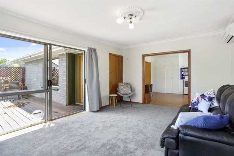 Photo of property in 40 Wingate Street, Redwood, Christchurch, 8051