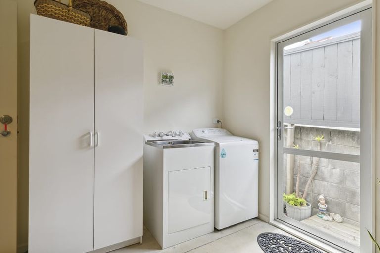 Photo of property in St Giles Court Apartments, 14/6 Vallance Street, Kilbirnie, Wellington, 6022