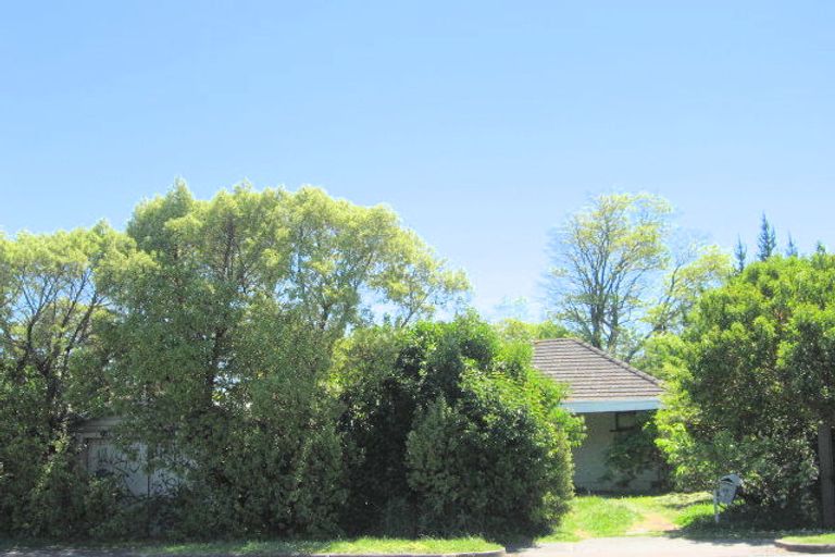 Photo of property in 42 De Lautour Road, Inner Kaiti, Gisborne, 4010