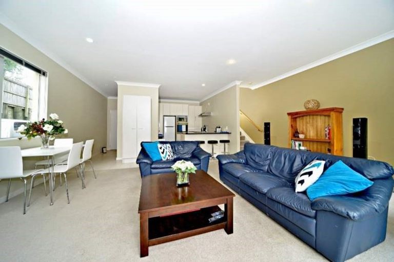 Photo of property in 13/44 Carlos Drive, Flat Bush, Auckland, 2016