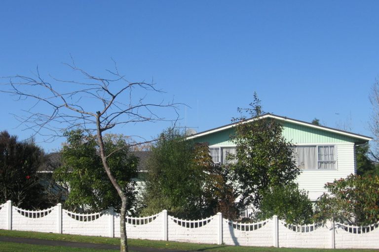 Photo of property in 75 Pohutukawa Drive, Pukete, Hamilton, 3200