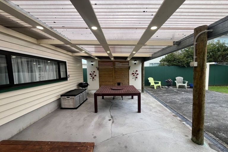 Photo of property in 12 Te Puni Grove, Elderslea, Upper Hutt, 5018