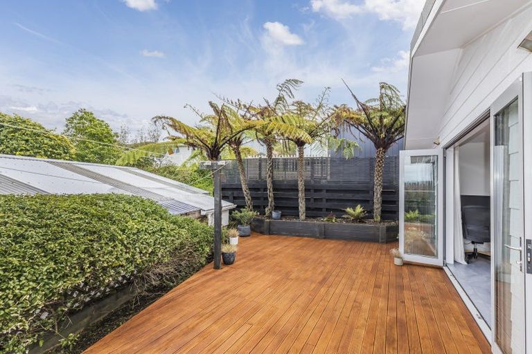 Photo of property in 244 Mitchell Street, Brooklyn, Wellington, 6021