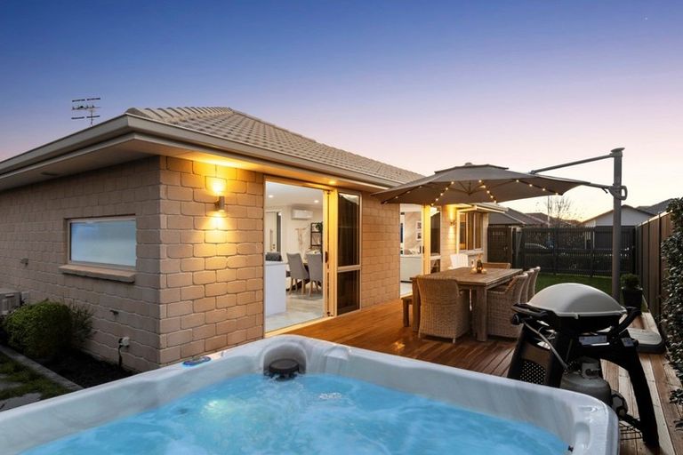 Photo of property in 33 Te Ranga Memorial Drive, Pyes Pa, Tauranga, 3112