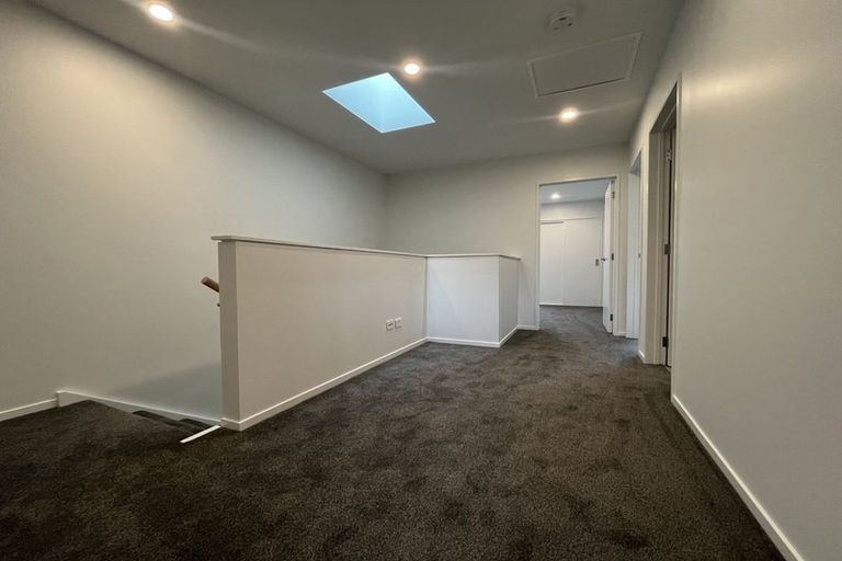 Photo of property in 28 Holystone Road, Whitby, Porirua, 5024