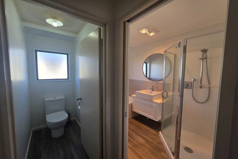 Photo of property in 128a Karewa Parade, Papamoa Beach, Papamoa, 3118