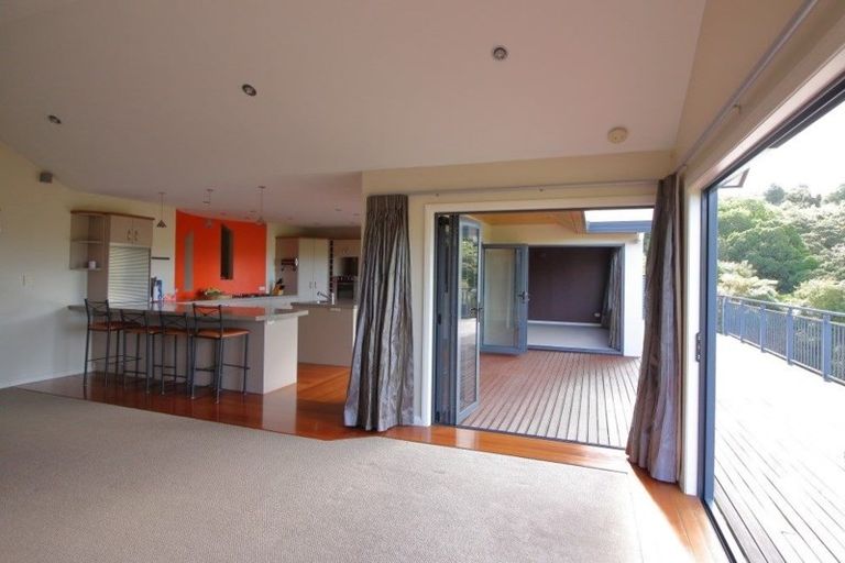 Photo of property in 34 Hayley Lane, East Tamaki Heights, Auckland, 2016