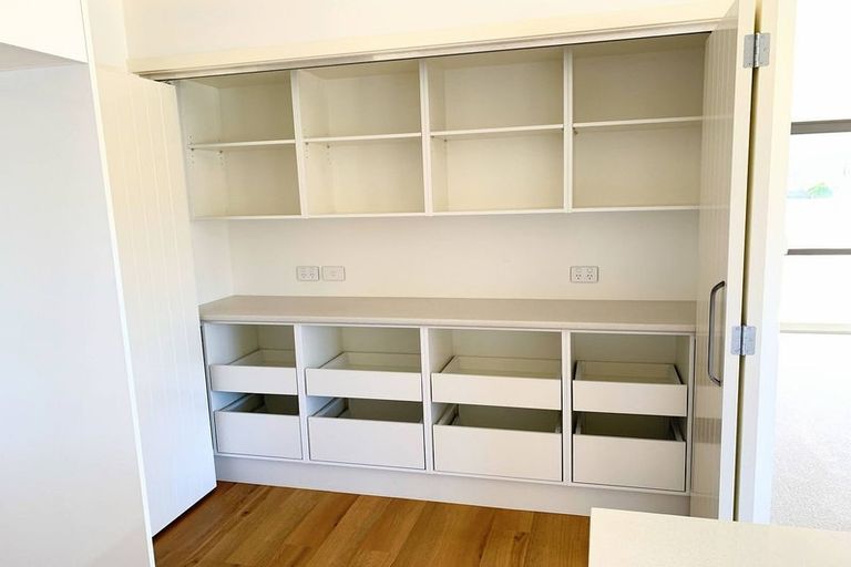 Photo of property in 5 Filmer Crescent, Wallaceville, Upper Hutt, 5018