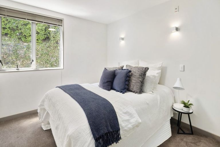 Photo of property in Alto Apartments, 3a/22 Telford Terrace, Oriental Bay, Wellington, 6011