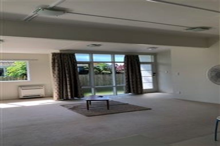 Photo of property in 15 Bronwyn Street, Mairehau, Christchurch, 8052