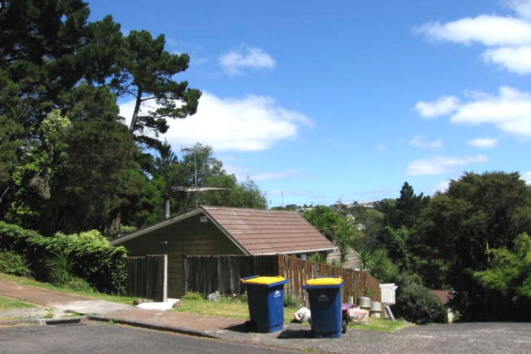 Photo of property in 2/2 Hobby Avenue, Birkdale, Auckland, 0626