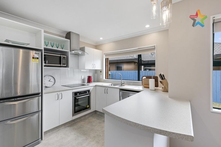 Photo of property in 47 Mandel Mews, Waiwhetu, Lower Hutt, 5010