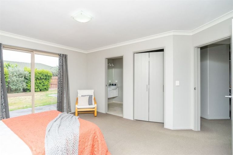 Photo of property in 10 Alderwick Place, Rototuna North, Hamilton, 3210