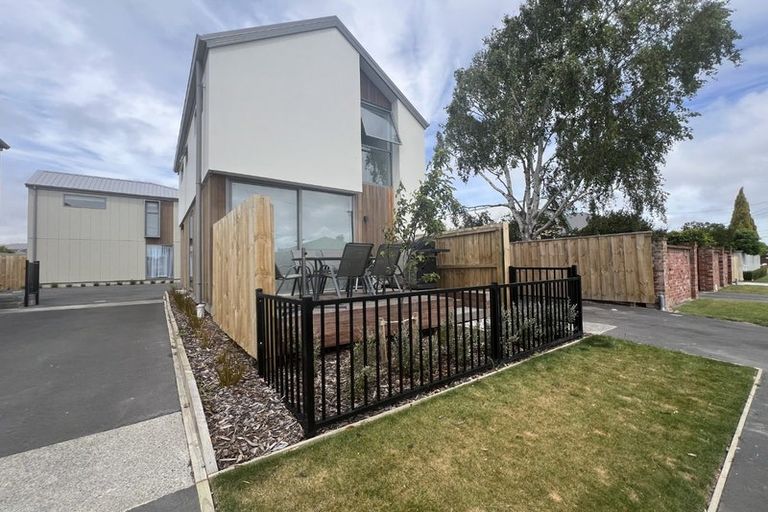 Photo of property in 1/14 Leitch Street, Somerfield, Christchurch, 8024