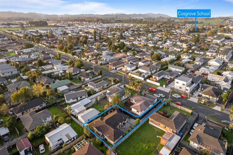 Photo of property in 30a Grove Road, Papakura, 2110