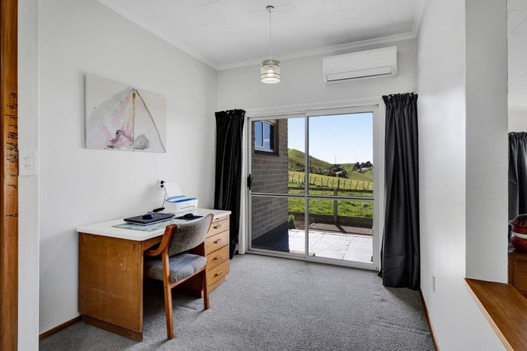 Photo of property in 54 Lepper Road, Inglewood, 4386