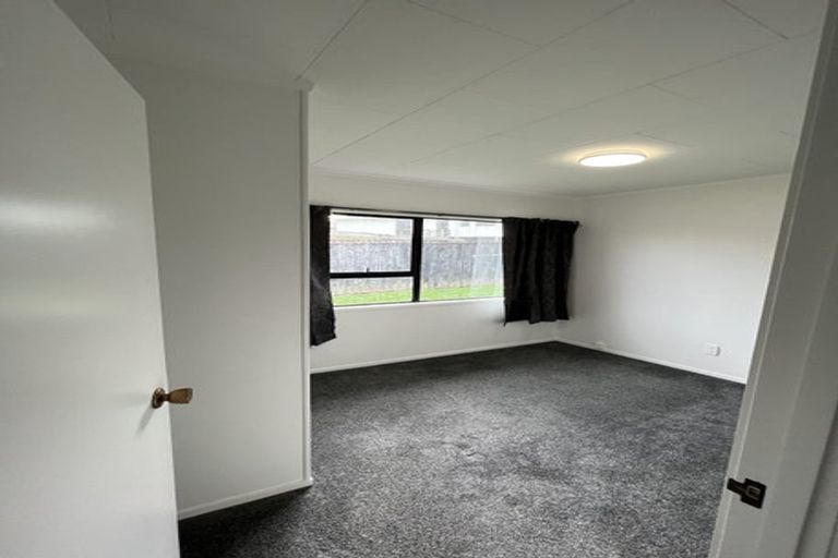 Photo of property in 139 Moire Road, West Harbour, Auckland, 0618